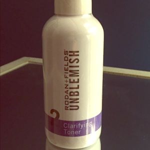 UNBLEMISH R+F Step 2 Toner